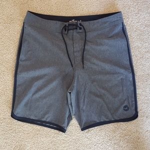 Hollister Swim/Board Shorts Size 34